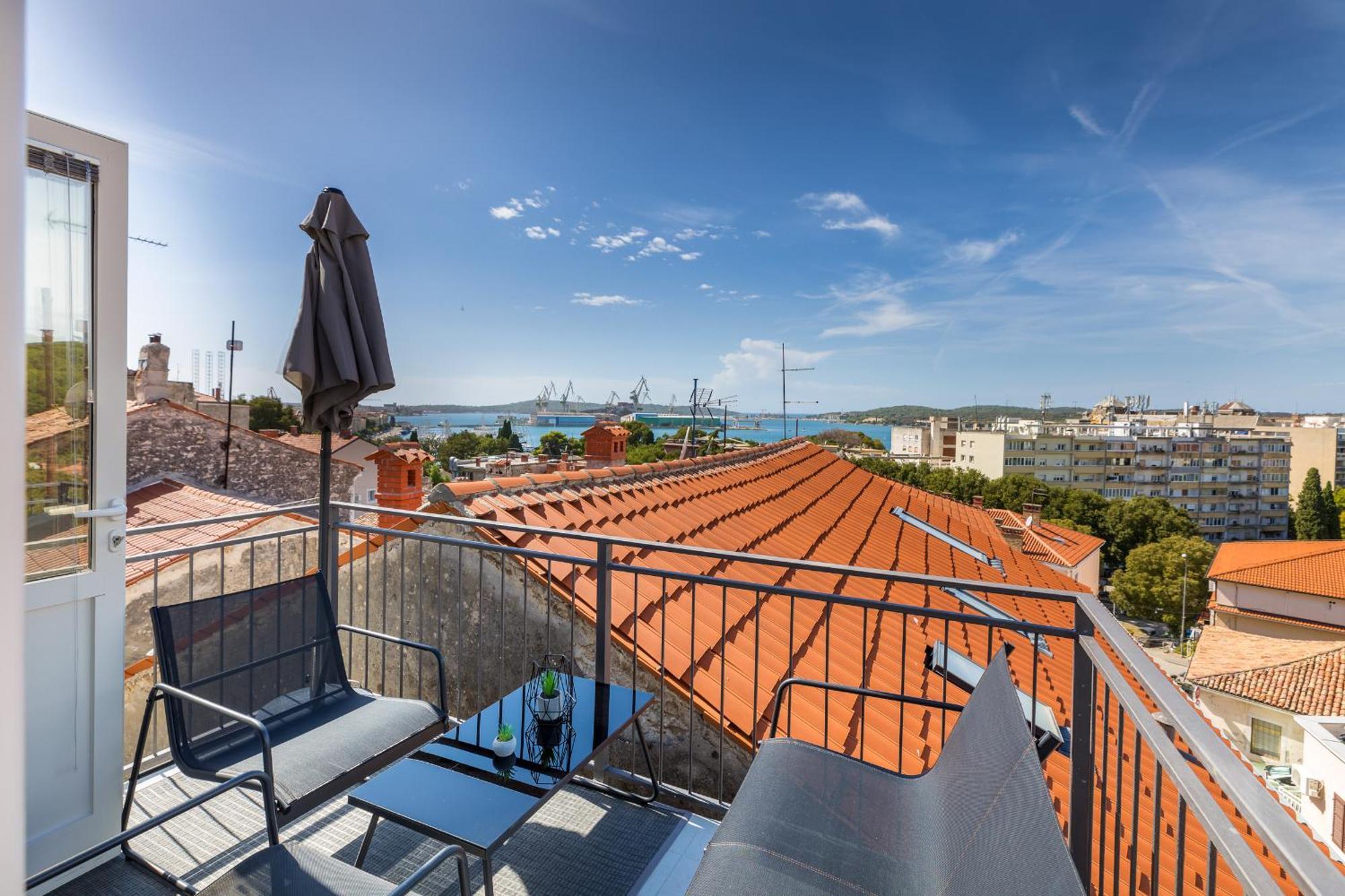 Pula Bay View Apartment Kültér fotó